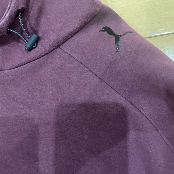 maroon puma unisex hoodie - Picture 2 of 4